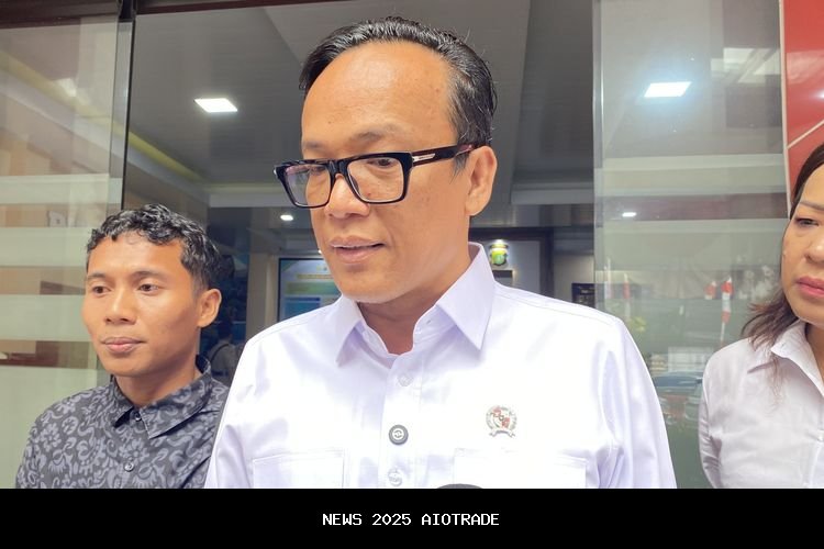 Status Hukum Wamenaker Diumumkan KPK Pagi Ini