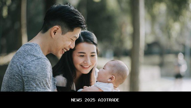 Mengenal Parenting Penonton, Gaya Asuh yang Viral di Kalangan Orang Tua