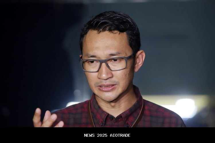 KPK Amankan Dokumen Rahasia Pasca Penggeledahan Kantor dan Rumah Bupati Lampung Tengah