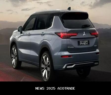 Toyota RAV4 PHEV 2025: Desain Tangguh & Teknologi Canggih untuk Petualangan Modern