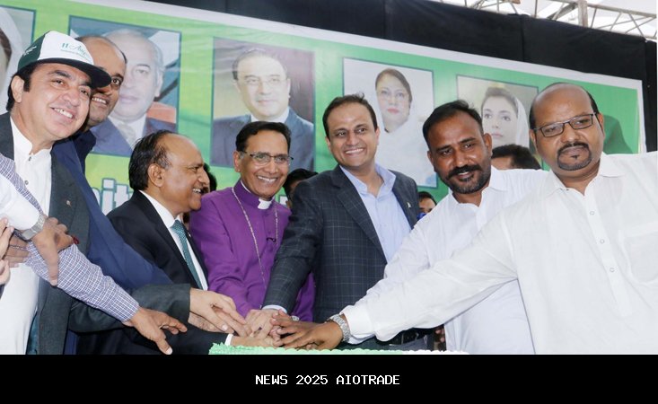 Minoritas memainkan peran penting dalam kemajuan negara, kata walikota