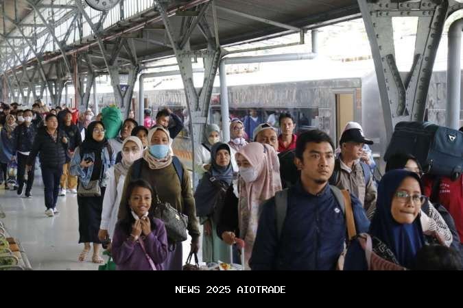 Tiket Kereta Api Desember 2025 Bisa Dipesan Hari Ini, Jumat (7/11)