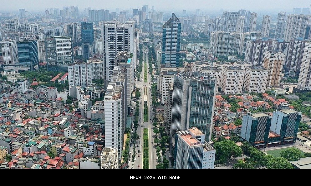 Penghuni mengalami kesulitan saat sewa apartemen di Hanoi melonjak tinggi