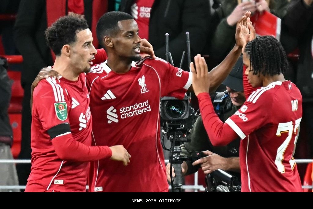 Hasil Lengkap Piala Liga Inggris - Dua Bocah Jadi Pahlawan Chelsea, Gol Pertama Isak Bantu Liverpool