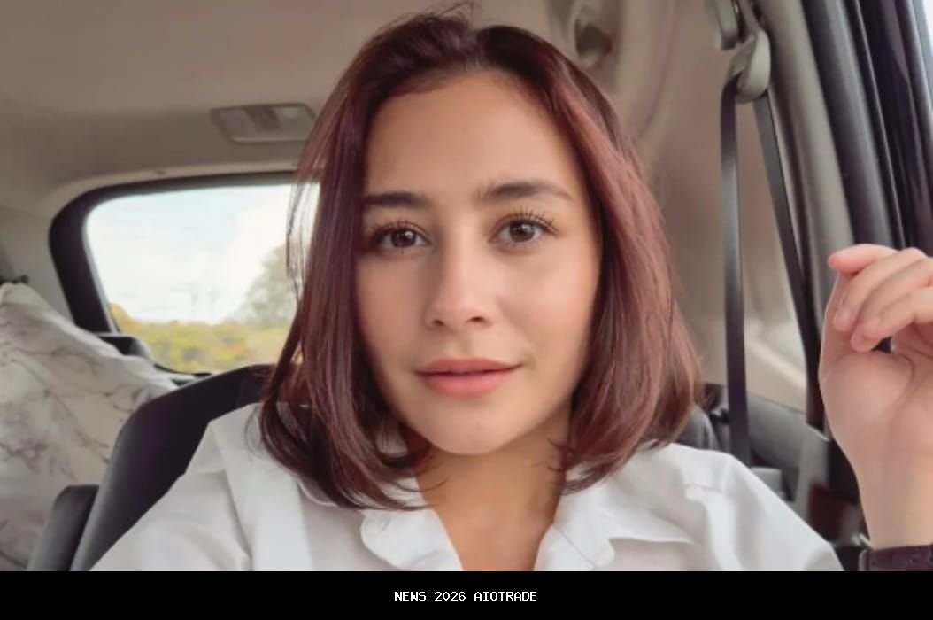 Prilly Latuconsina Pindah dari Sinemaku Pictures, Mulai Babak Baru Karier
