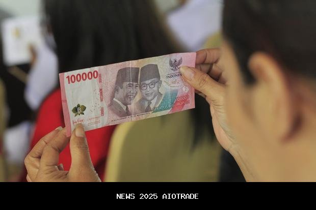 Rupiah Diperkirakan Menguat, Investor Percaya Shutdown AS Tidak Pengaruhi Pasar