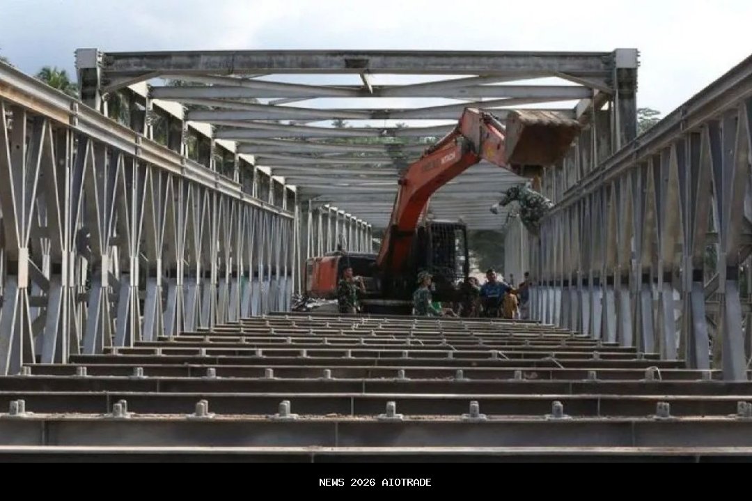 Jembatan Sumatra Dibangun dengan Utang, Purbaya Siapkan Dana Perbaikan