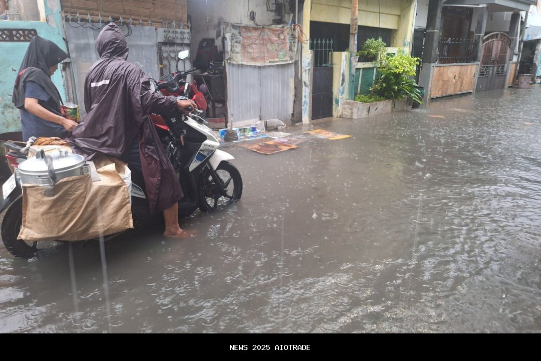 Cuaca Ekstrem Ancam Surabaya, Pemkot Siap Hadapi Banjir