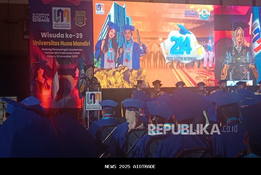 Wisuda ke-39 UNM, lahirkan talenta digital pemberi semangat ekonomi masa depan