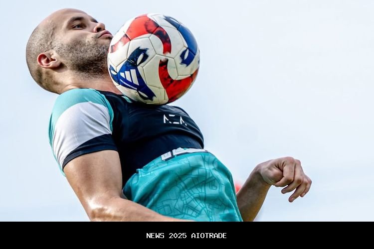 Pembaruan kondisi Risto Mitrevski dan Koko Ari: Tidak Ada Jaminan Starter dalam Laga Persebaya vs Bo