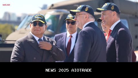 Saat Prabowo dan Albanese Coba Kapal Induk Terbesar Australia