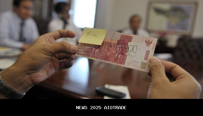 Polisi Amankan Ratusan Uang Palsu di Garut