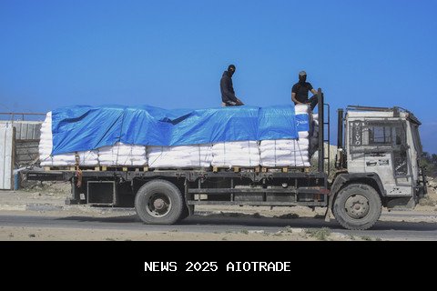 Israel Larang Vaksin dan Susu Bayi Masuk Gaza