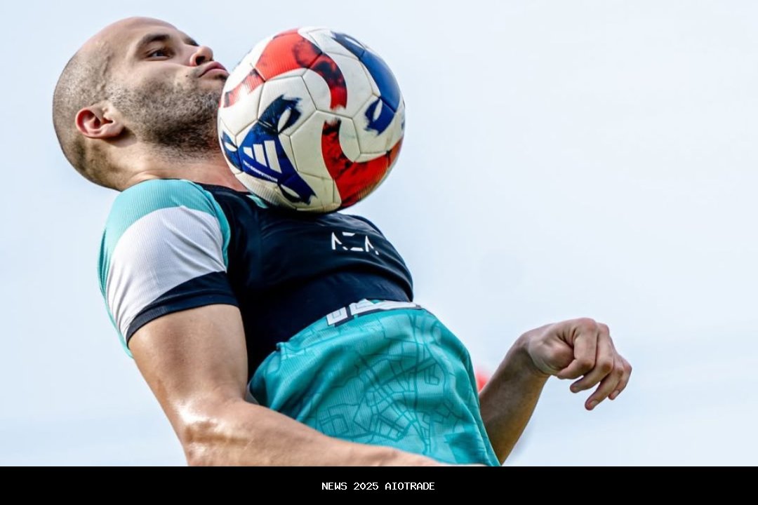 Kondisi Risto Mitrevski dan Koko Ari: Tidak Ada Jaminan Starter di Laga Persebaya vs Borneo FC!