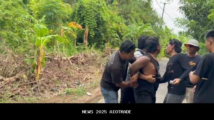 Pegawai Kontrak Dispar Klungkung Tertangkap Bawa Sabu dalam Kemasan Sepak Bola