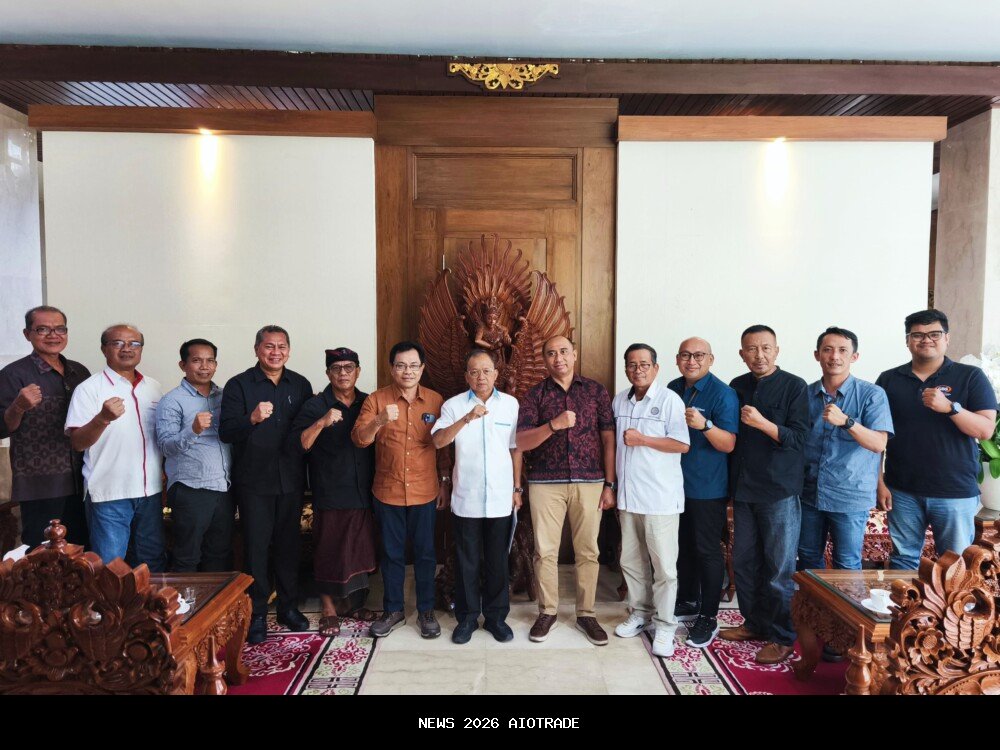 Gubernur Koster Dorong Koperasi Bali Tingkatkan Ekonomi Kerthi Lokal