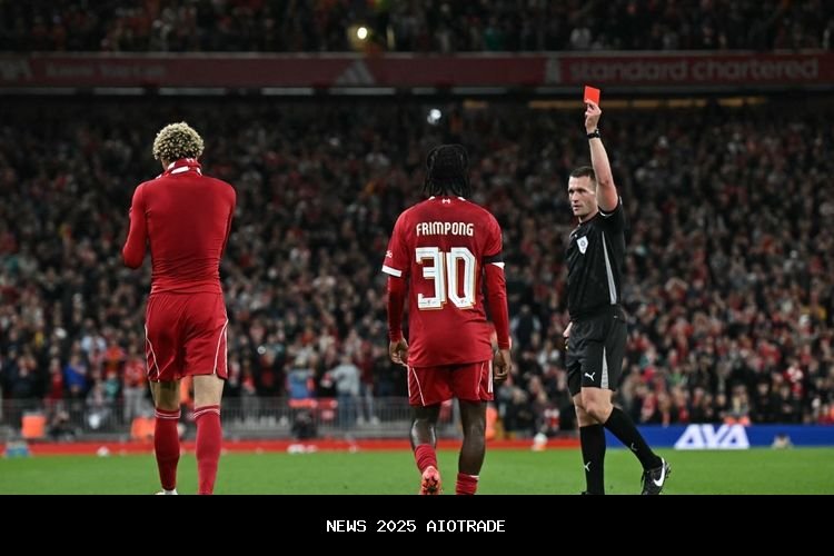 Hugo Ekitike Minta Maaf Atas Kesalahan yang Terjadi