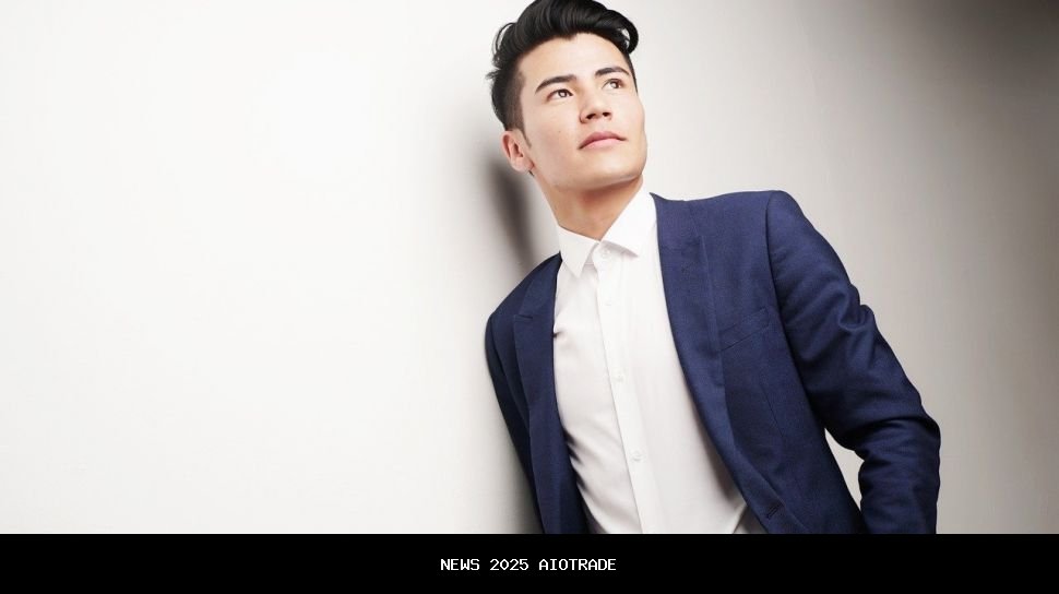 Pria Tanpa Baju Tuntun Sepeda Motor dari Malam hingga Pagi di Desa Tatah Belayung Banjar