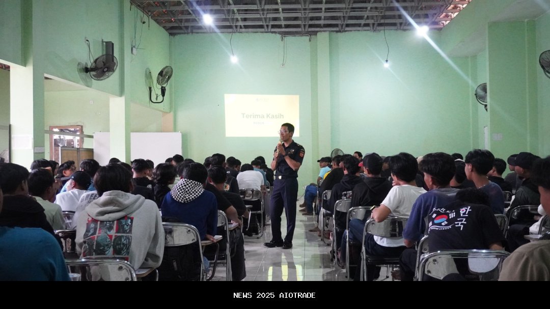 Upaya Bea Cukai Jember Membantu Pekerja Migran Pahami Aturan Kepabeanan