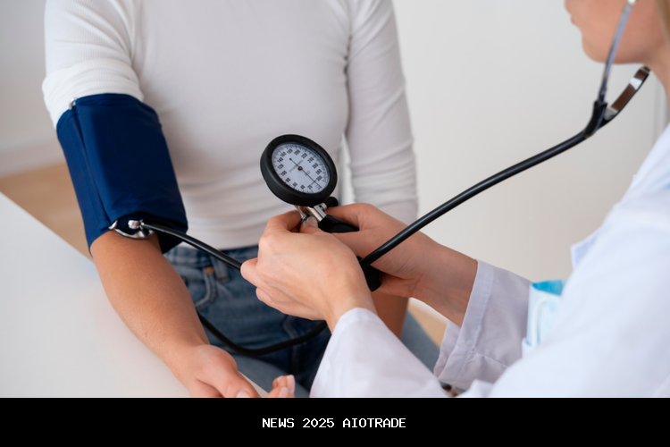 Apakah Pusing dan Penglihatan Kabur Tanda Darah Rendah? 4 Gejala Hipotensi yang Perlu Diwaspadai