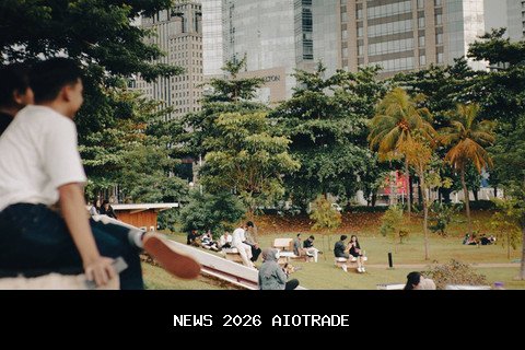 Merayakan Liburan di Tengah Kesulitan Ekonomi