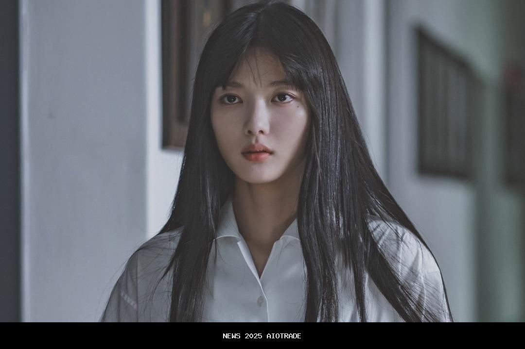 Profil 7 Pemain Drama Dear X yang Diperankan Kim Yoo Jung