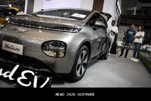 Target kembali meleset, penjualan mobil 2025 hanya capai 775 ribu unit