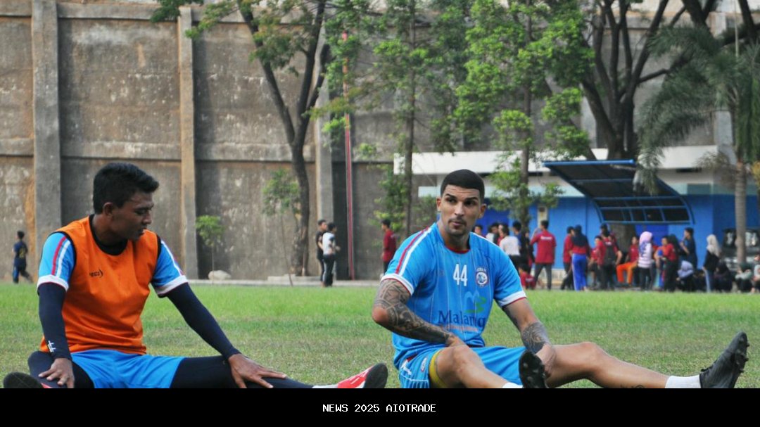 Kapten Fourteen Bawa Tim Basket Pakai Sepatu Futsal, Berjuang di DBL Surabaya 2025