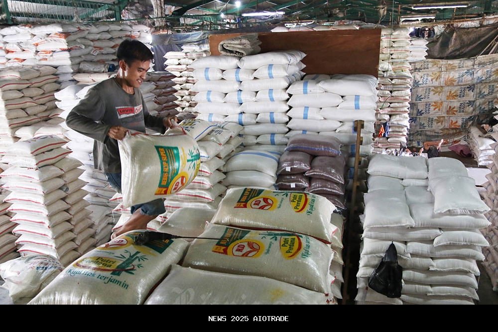 Anomali Beras Medium-Premium: Harga Tinggi Meski Harga Gabah Turun