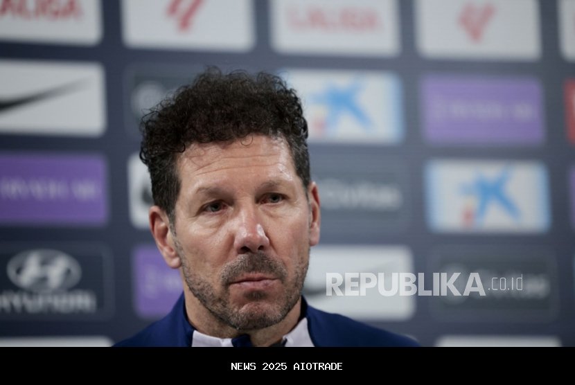 UEFA Mulai Selidiki Insiden Simeone dalam Laga Liverpool vs Atletico