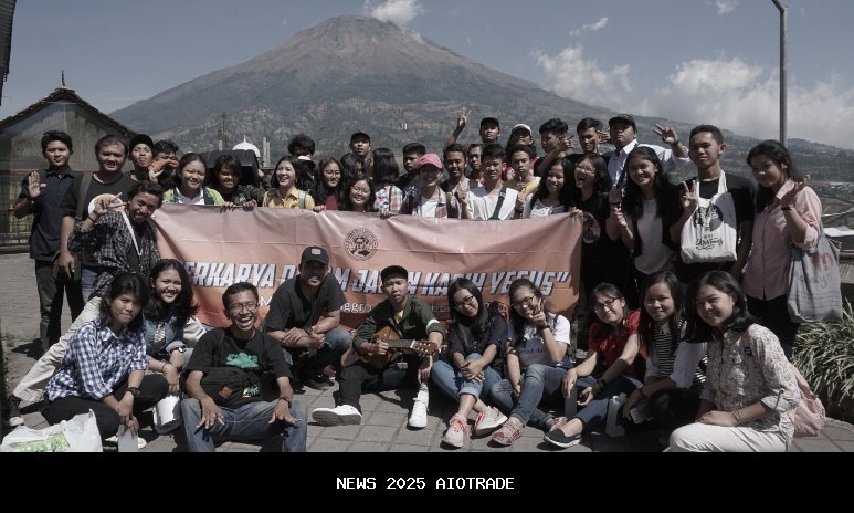 Kegiatan Rohani di Gua Maria Bikono oleh OMK Sta. Maria Annunciata