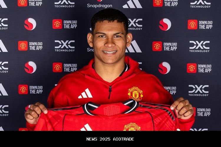 Pemain Muda Manchester United Debut Bersama Timnas Paraguay