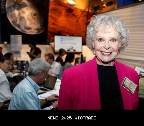 Ibu June Lockhart Meninggal di Usia 100 Tahun