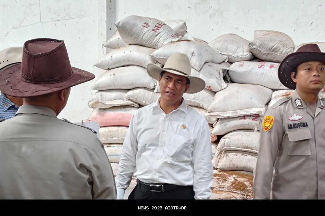 Bupati Kuningan Jamin Stabilitas Harga dan Pasokan Pangan di Tahun Baru