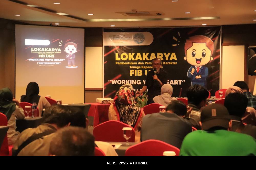 Mahasiswa FIB UNS Kembangkan Bisnis Fursuit dengan Program Wibawa UNS