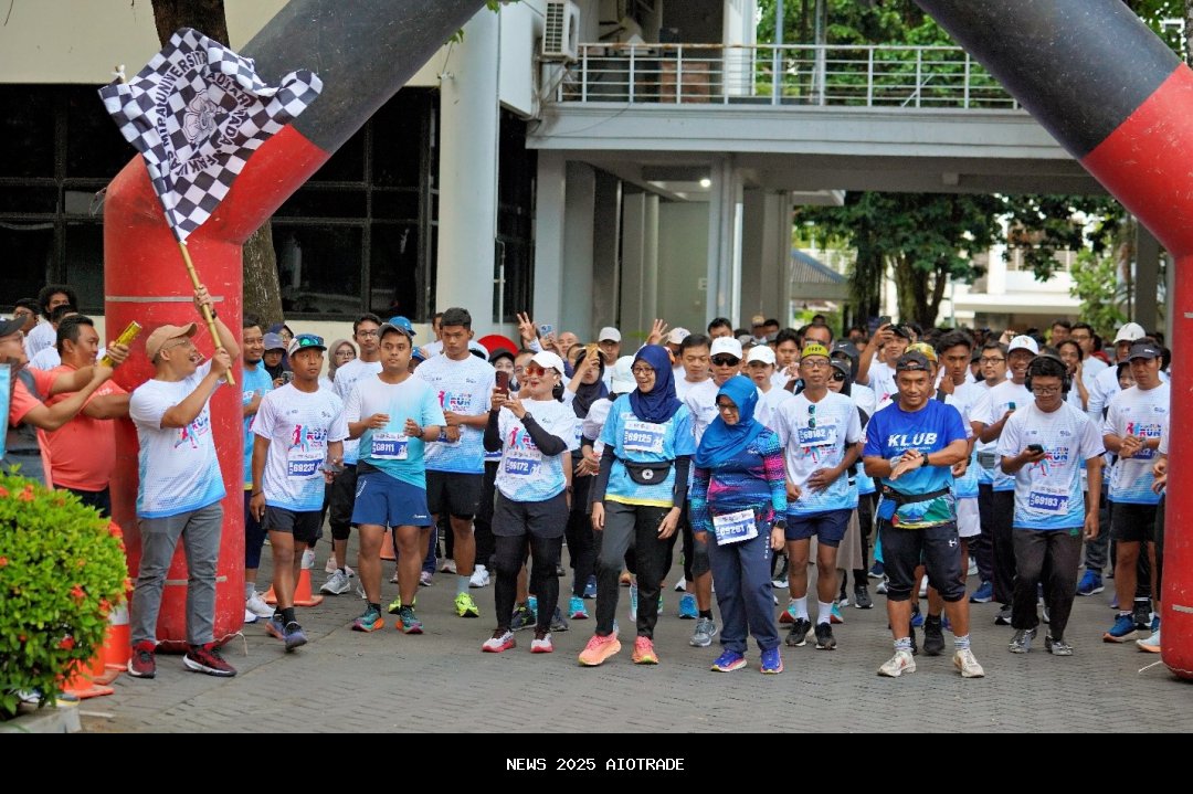 Ratusan Peserta Ikut Adira Fun Run 2025 di Denpasar, Dorong Gaya Hidup Sehat dan Akses Pembiayaan