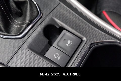 Fitur Auto Brake Hold Bikin Kagok Pengemudi Saat Macet