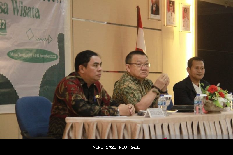 Pemkab Natuna Kembangkan Batu Kapal Jadi Wisata Unggulan