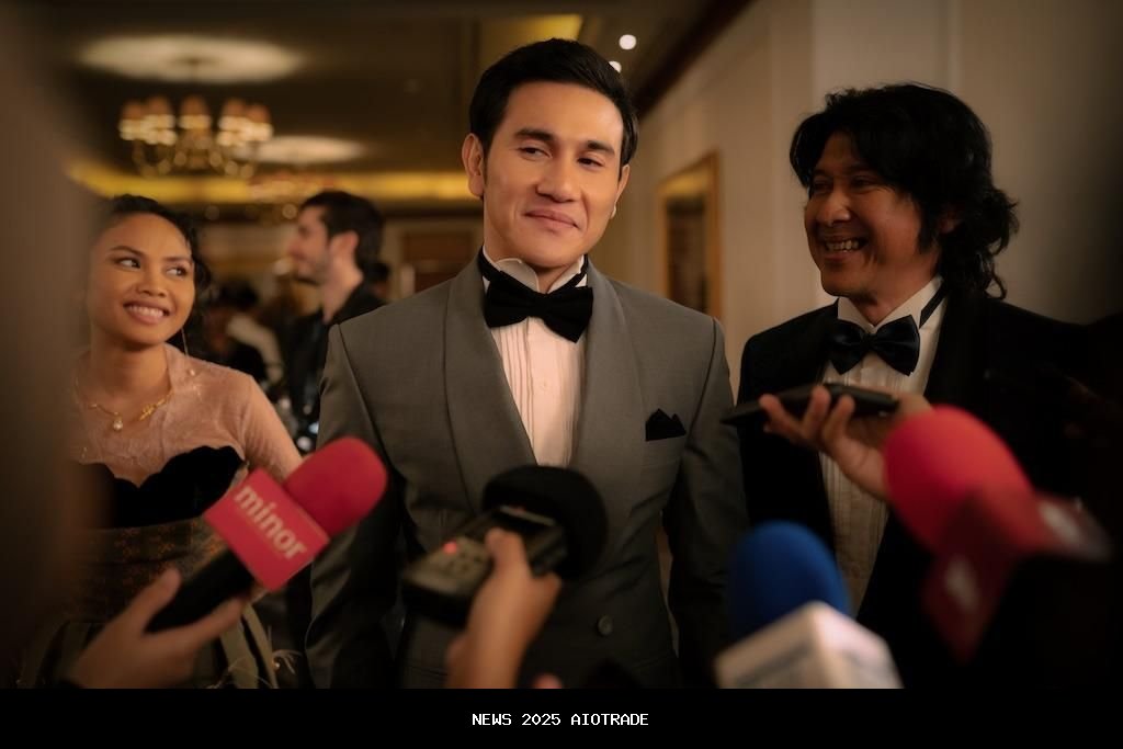 Bintang Vino G Bastian, daftar pemain film Lupa Daratan