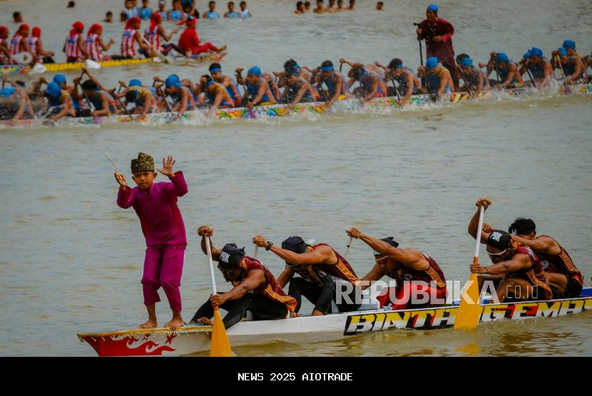 Pacu Jalur Jadi Ikon Budaya dan Wisata Nasional