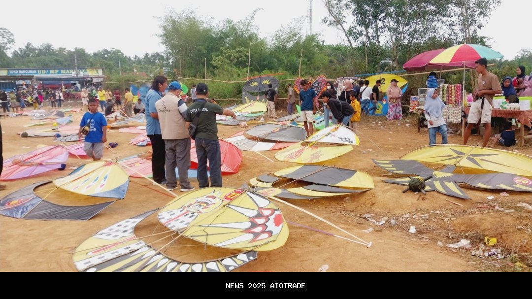 Kemeriahan Lomba Layang-layang di Sungai Tabuk Banjar dengan Waktu 5 Menit
