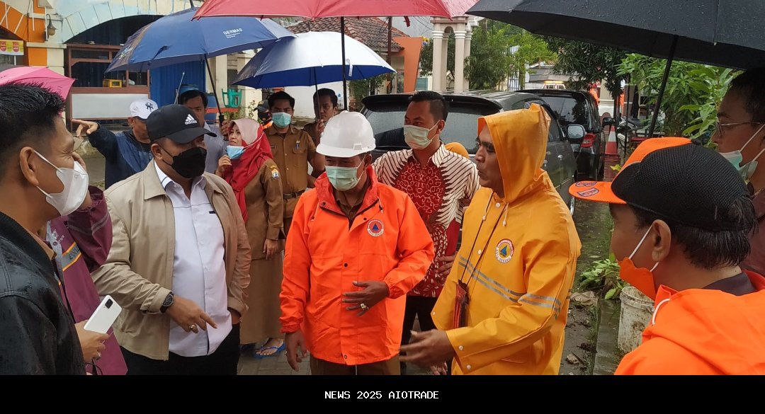 Warga Kendal Kota Serang Terdampak Banjir, Aktivitas Melaut Terganggu