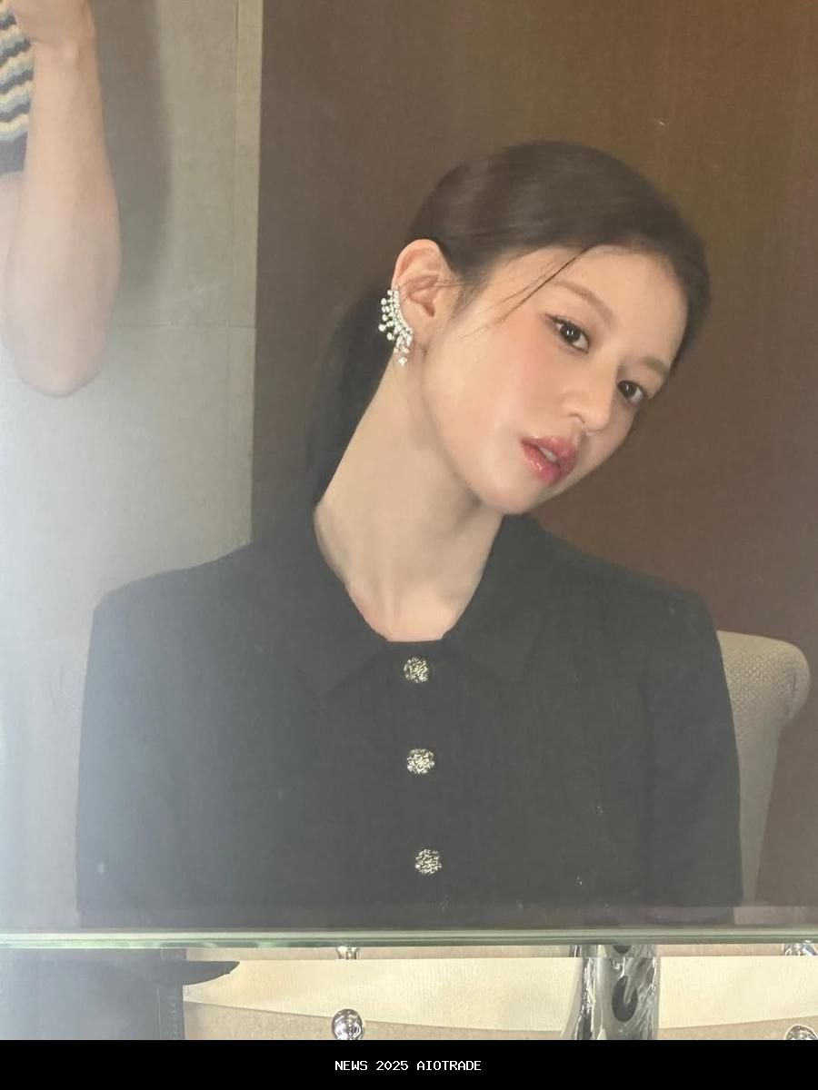 11 Penghargaan Diraih Go Youn Jung, Kembalinya Bersama Kim Seon Ho