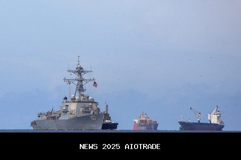 Kapal Perang AS Berlabuh di Trinidad & Tobago, Tanda Serangan ke Venezuela?