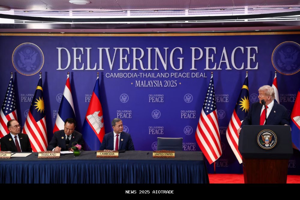 Trump Tandatangani Perjanjian Dagang dan Mineral Kunci dengan Anggota ASEAN