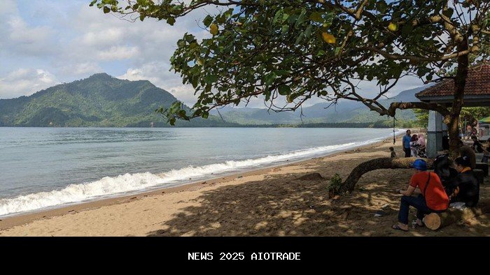 Libur Akhir Tahun di Pantai Prigi Trenggalek, Wisata Indah dengan Harga Terjangkau