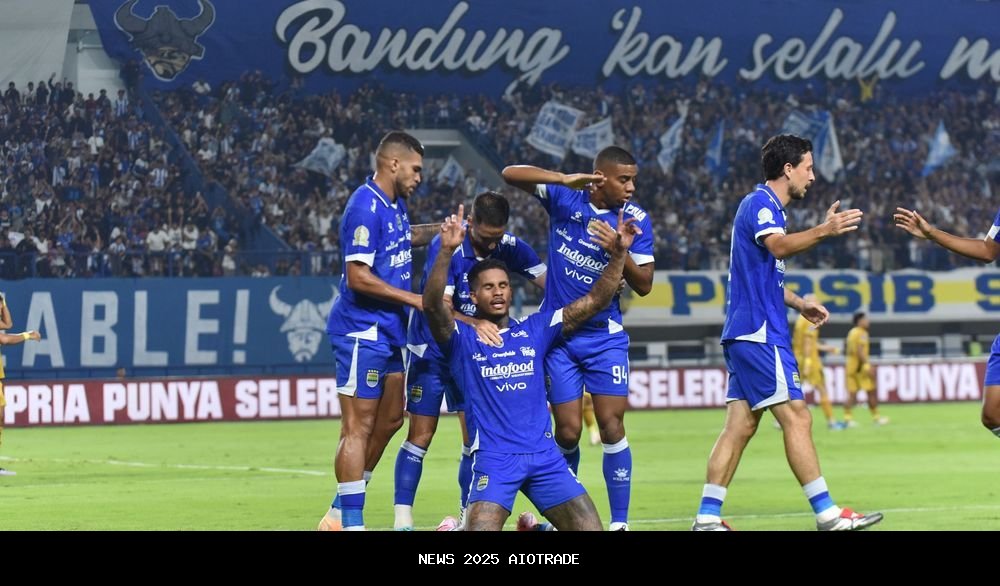 Hasil Liga 1: Persib Gusur Persija, Jarak ke Puncak Menyusut