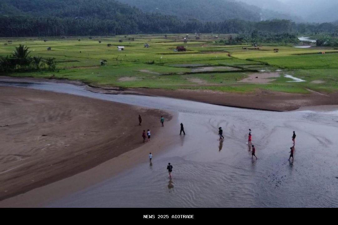 Pantai Kebo, Wisata Alam Eksotis di Trenggalek