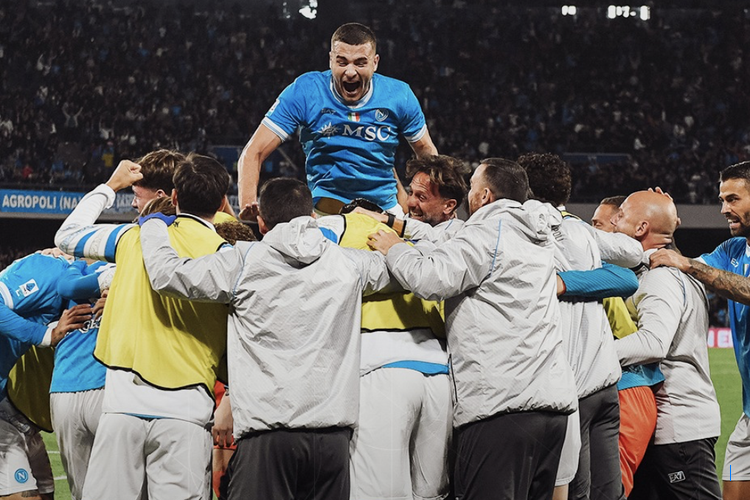 Napoli Kalahkan Inter Milan 3-1, Kembali Puncaki Klasemen Serie A