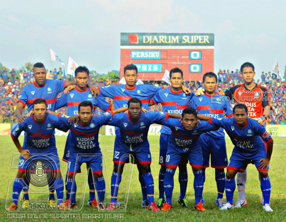 Babak Pertama Beruang Madu Unggul 2-0 atas Persiku Kudus